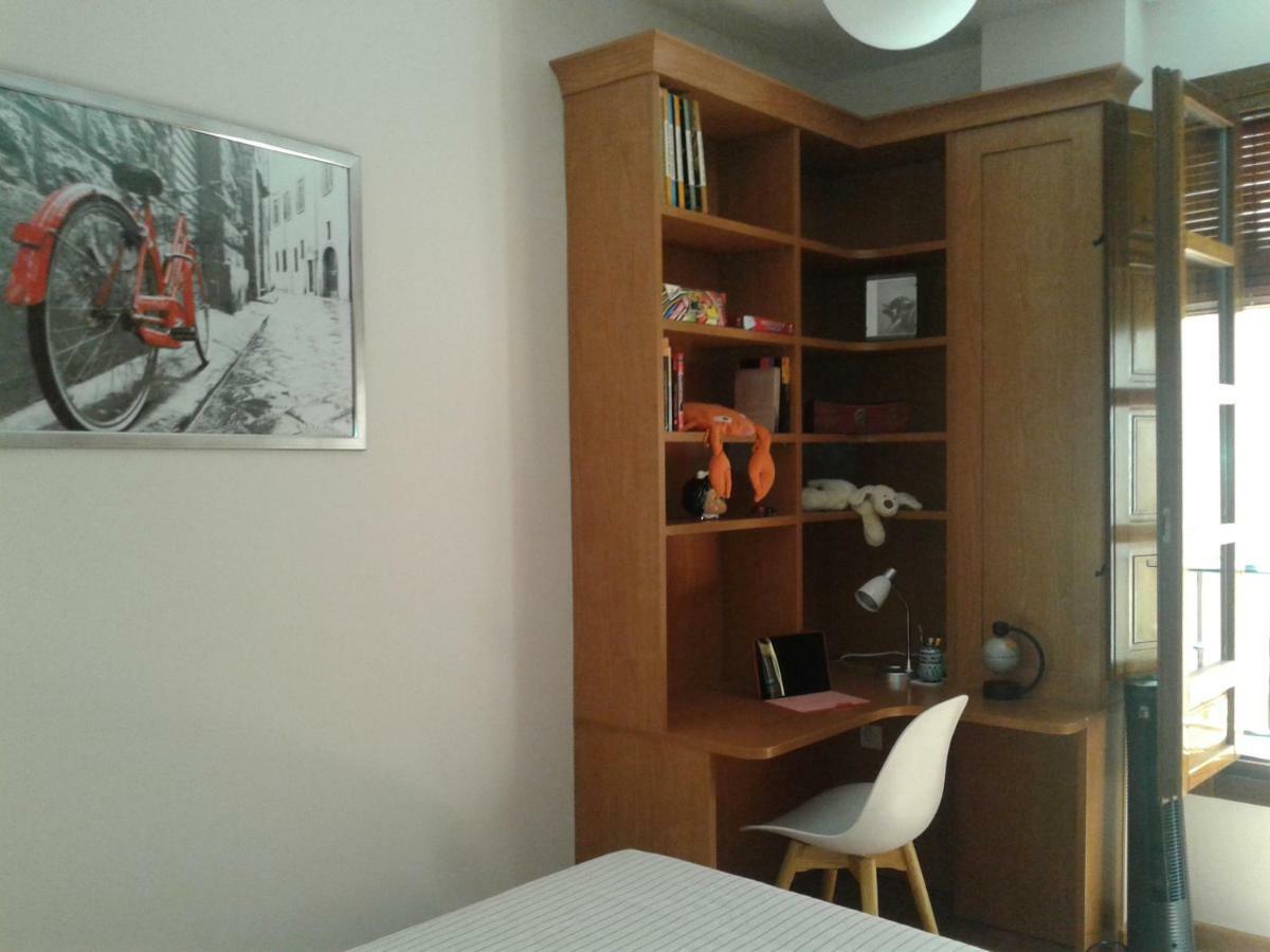Apartamento Catedral Centro Granada Luaran gambar