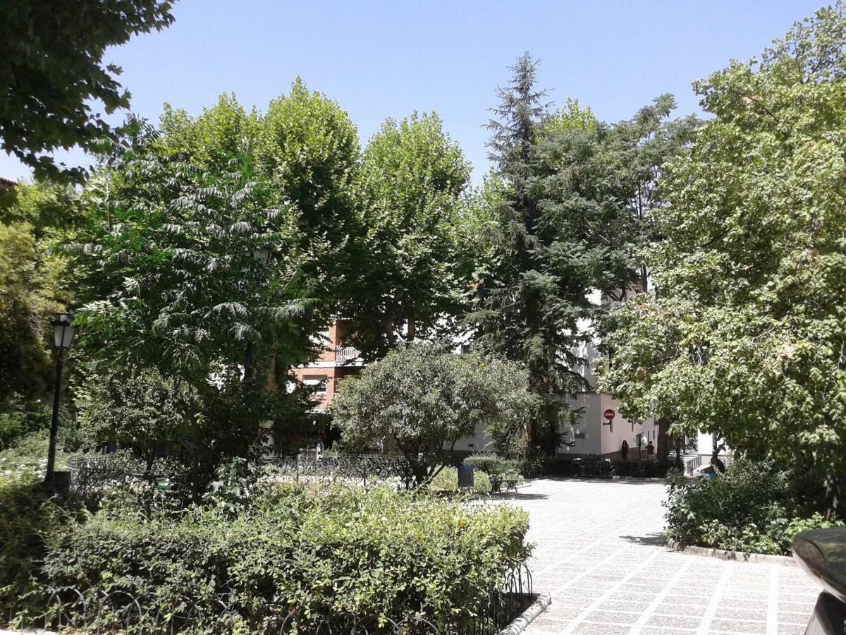 Apartamento Catedral Centro Granada Luaran gambar